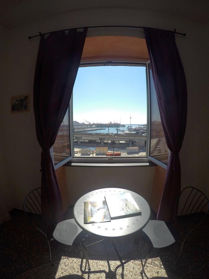 B&B Al Fronte del Porto Genova Esterno foto