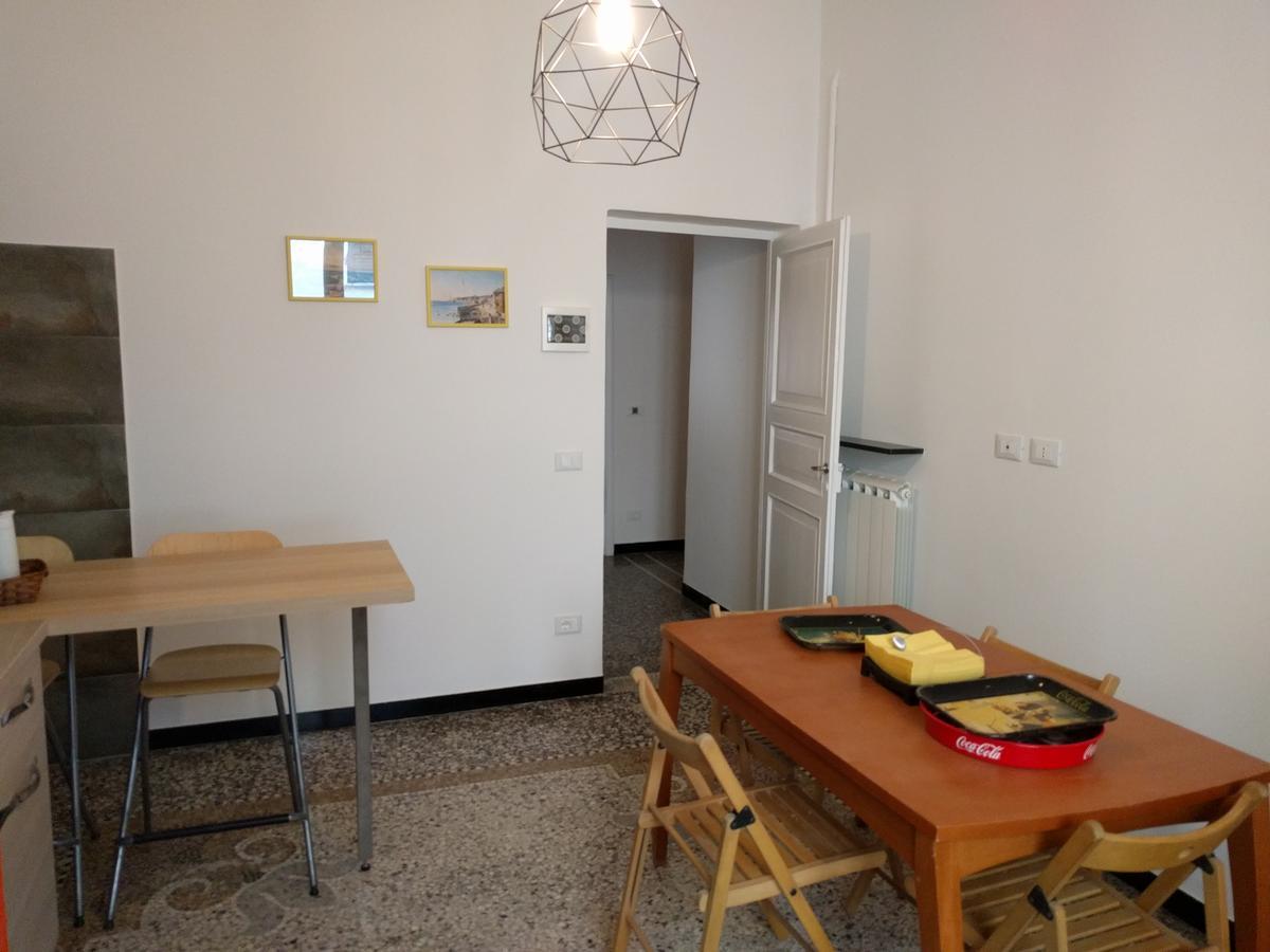 B&B Al Fronte del Porto Genova Esterno foto